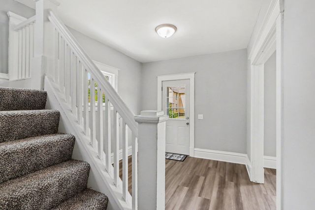 1117 Mills Street, Kalamazoo, MI 49001