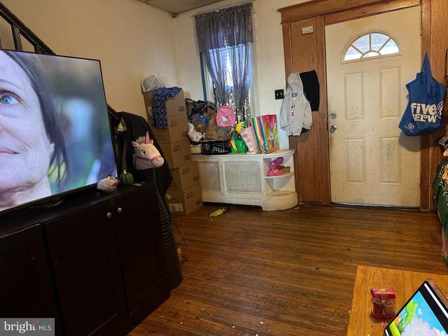 6607 UPLAND ST, Philadelphia, PA 19142