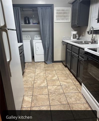 1315 N Nashville Avenue, Russellville, AR 72801