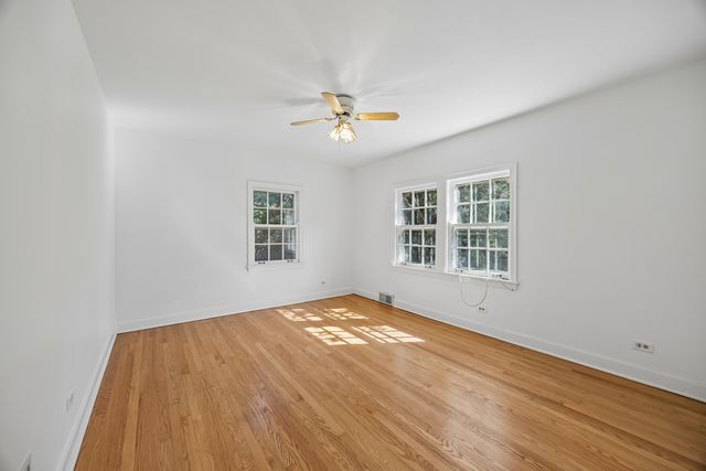 241 Southcote Road, Riverside, IL 60546