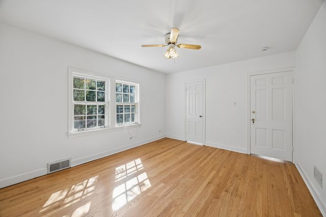 241 Southcote Road, Riverside, IL 60546