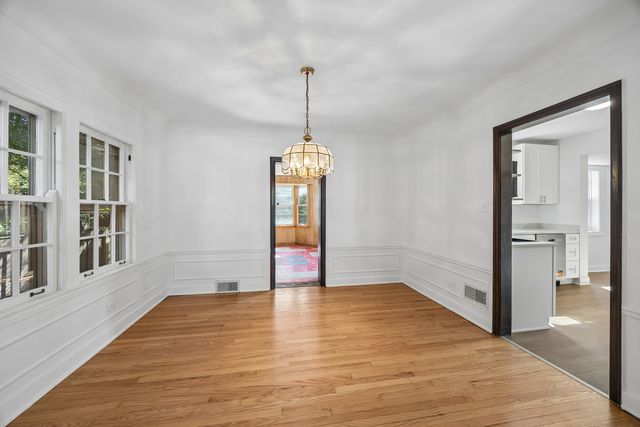 241 Southcote Road, Riverside, IL 60546