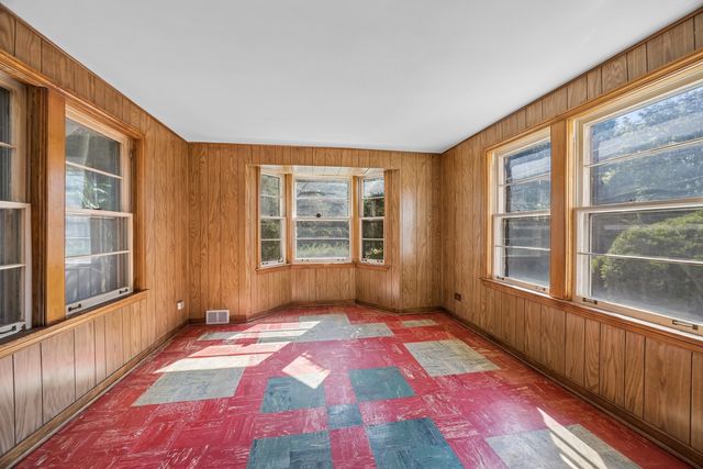 241 Southcote Road, Riverside, IL 60546