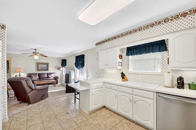 12118 Ridgefair Place, Farmers Branch, TX 75234