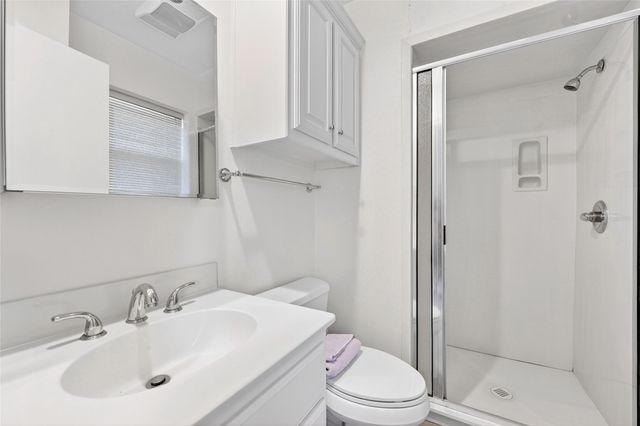 12118 Ridgefair Place, Farmers Branch, TX 75234