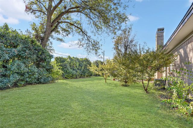 12118 Ridgefair Place, Farmers Branch, TX 75234