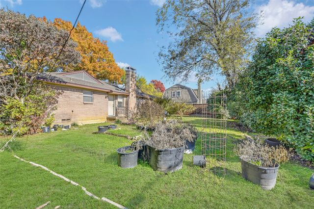 12118 Ridgefair Place, Farmers Branch, TX 75234