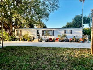 7623/7621 Breeze DR, North Fort Myers, FL 33917