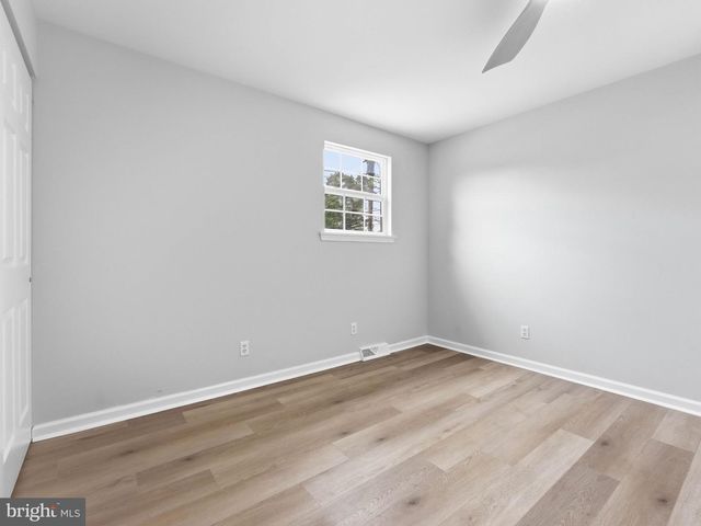 33 BRIARCLIFF RD, Atco, NJ 08004