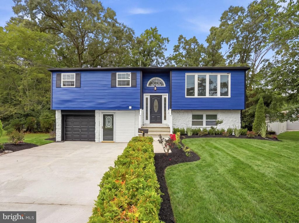 33 BRIARCLIFF RD, Atco, NJ 08004