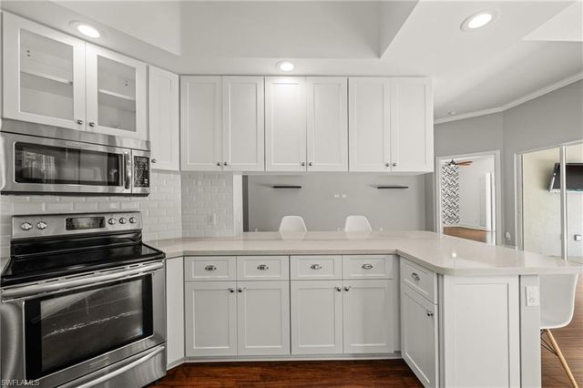 6044 Andros WAY, Naples, FL 34119