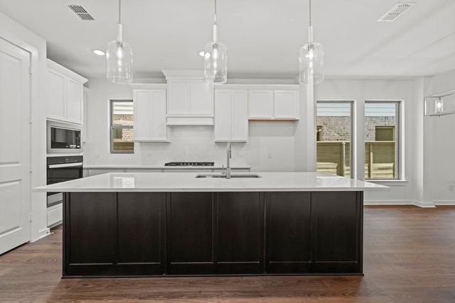 9221 Rolling Meadow Way, Denton, TX 76207