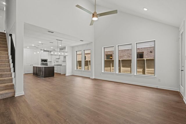 9221 Rolling Meadow Way, Denton, TX 76207