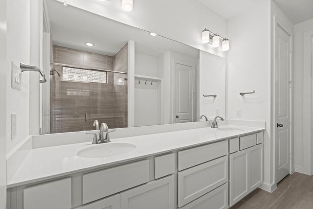 9221 Rolling Meadow Way, Denton, TX 76207
