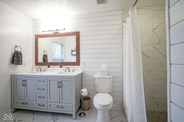 1104 Cavendish Drive, Carmel, IN 46032