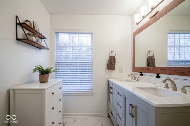 1104 Cavendish Drive, Carmel, IN 46032