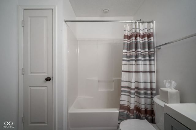 1104 Cavendish Drive, Carmel, IN 46032