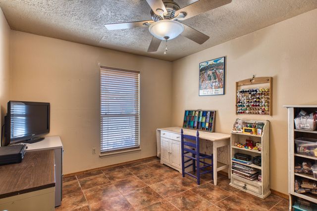 6800 Orphelia Avenue NE, Albuquerque, NM 87109