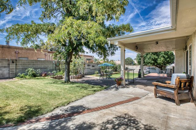 6800 Orphelia Avenue NE, Albuquerque, NM 87109