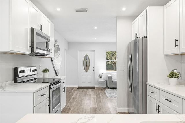 5410 ISABELLA AVENUE, Sarasota, FL 34235