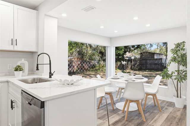 5410 ISABELLA AVENUE, Sarasota, FL 34235