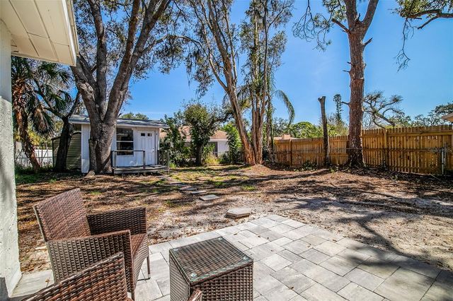 5410 ISABELLA AVENUE, Sarasota, FL 34235