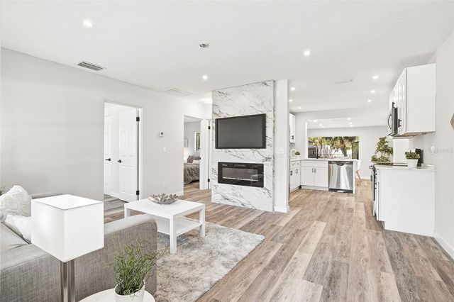 5410 ISABELLA AVENUE, Sarasota, FL 34235