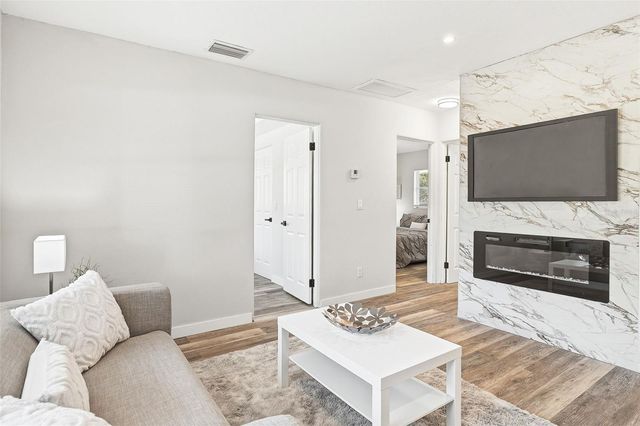 5410 ISABELLA AVENUE, Sarasota, FL 34235