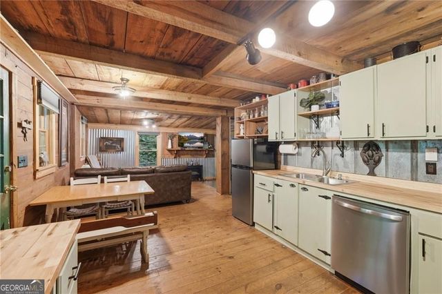 85 Clear Lake Court, Ellijay, GA 30540