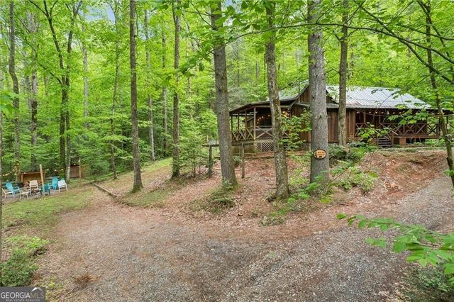 85 Clear Lake Court, Ellijay, GA 30540