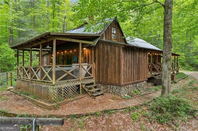 85 Clear Lake Court, Ellijay, GA 30540