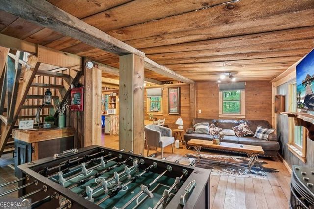 85 Clear Lake Court, Ellijay, GA 30540
