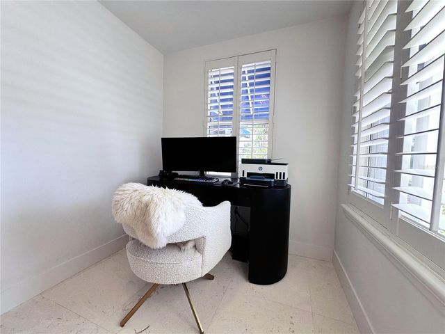 155 112TH AVENUE A, Treasure Island, FL 33706