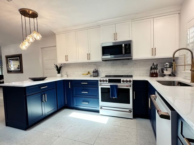 155 112TH AVENUE A, Treasure Island, FL 33706