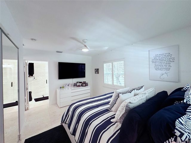 155 112TH AVENUE A, Treasure Island, FL 33706