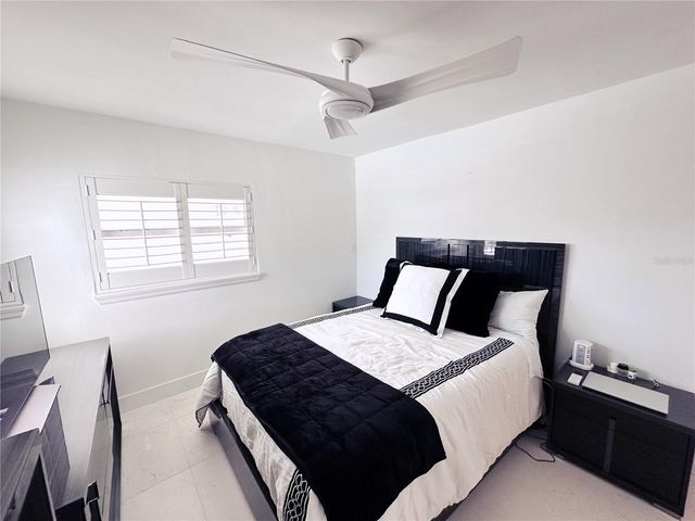 155 112TH AVENUE A, Treasure Island, FL 33706