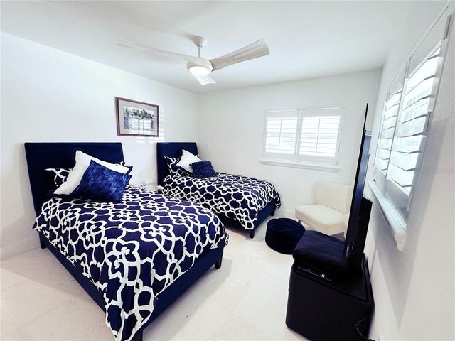 155 112TH AVENUE A, Treasure Island, FL 33706