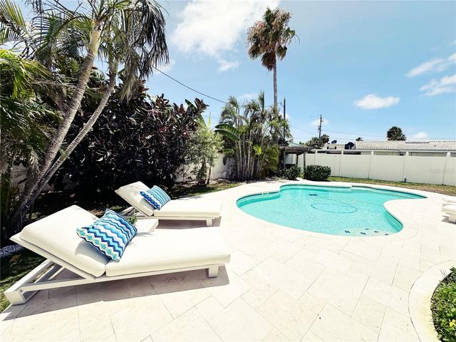 155 112TH AVENUE A, Treasure Island, FL 33706