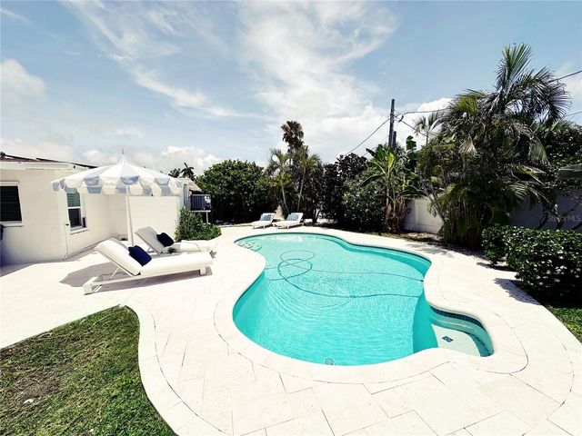 155 112TH AVENUE A, Treasure Island, FL 33706