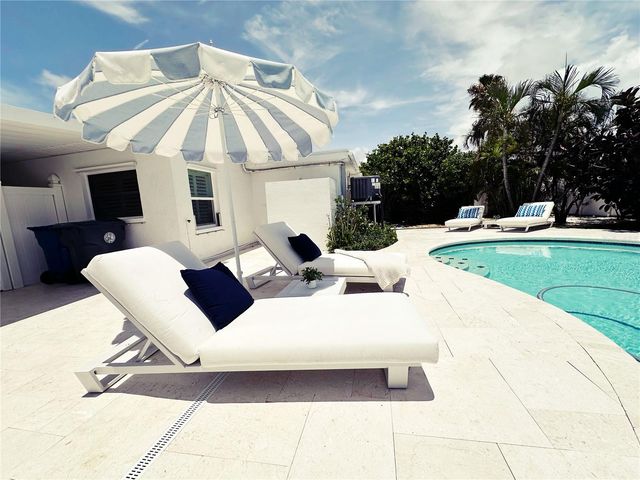 155 112TH AVENUE A, Treasure Island, FL 33706