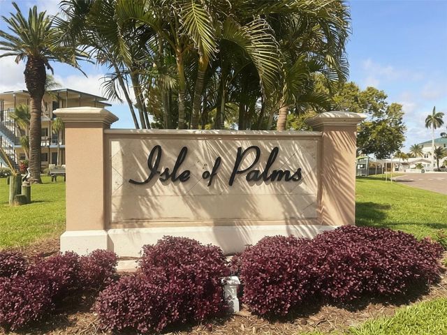 155 112TH AVENUE A, Treasure Island, FL 33706