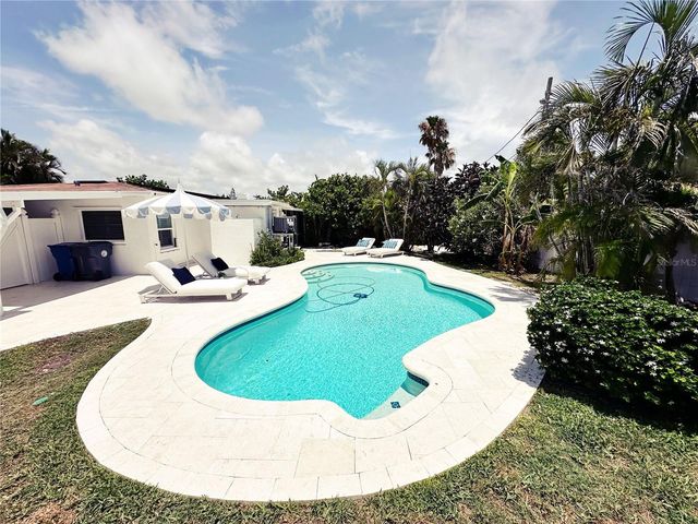 155 112TH AVENUE A, Treasure Island, FL 33706