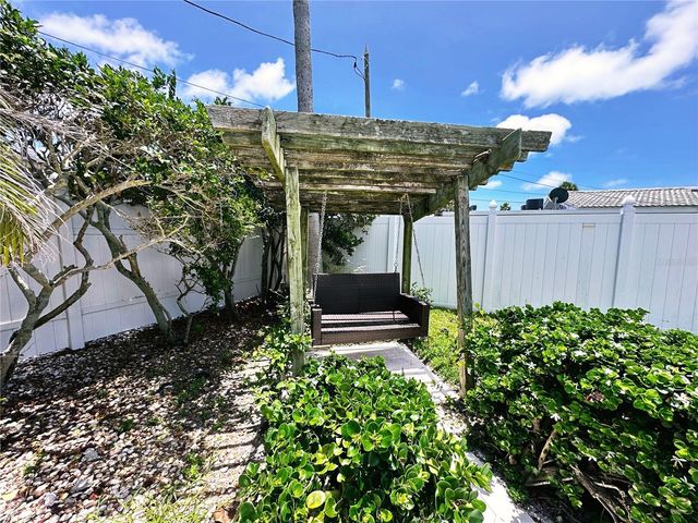 155 112TH AVENUE A, Treasure Island, FL 33706
