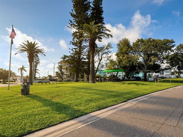 155 112TH AVENUE A, Treasure Island, FL 33706