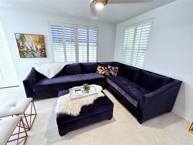 155 112TH AVENUE A, Treasure Island, FL 33706