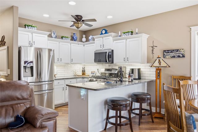 2245 NW State Street, Ankeny, IA 50023