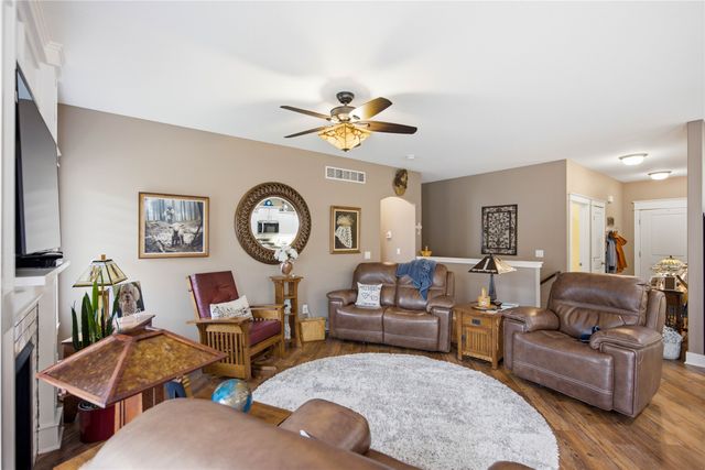 2245 NW State Street, Ankeny, IA 50023