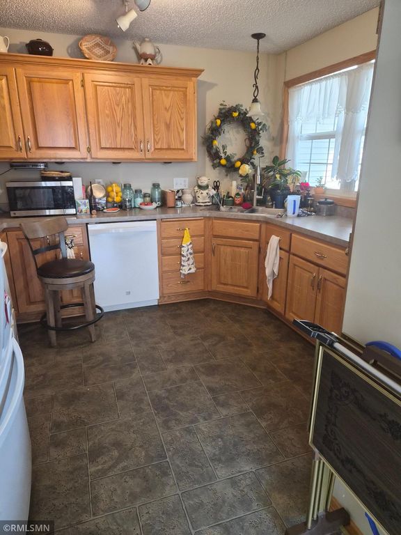 920 Fairfield Place NW, Isanti, MN 55040 — photo 4