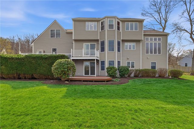 46 Timberland Drive, Lincoln, RI 02865