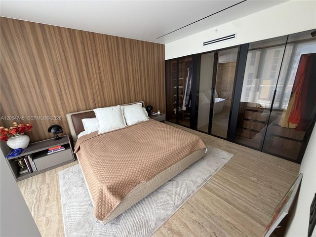 16425 Collins Avenue OS18A, Sunny Isles Beach, FL 33160